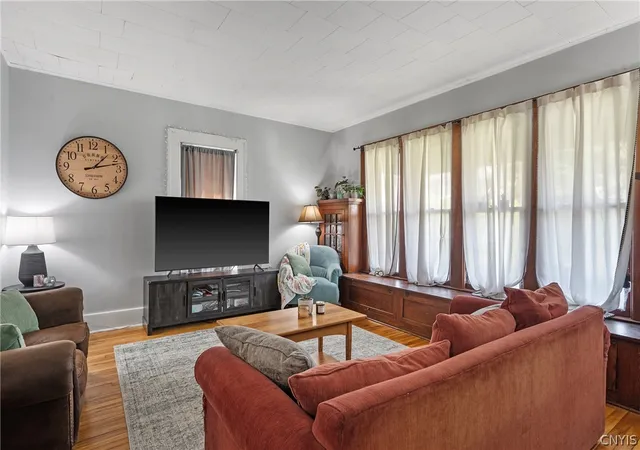 Photo 4 of Single family home for sale at 309 Bryant Ave, Syracuse, NY 13204 | MLS# S1690208 | Listing updated on 2026-07-28
