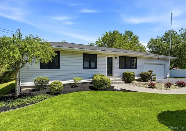 2nd image of 5495 Irish Rd, Pendleton, NY 14120 | MLS# B1686382