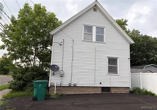 5th image of 401 56Th St, Niagara Falls, NY 14304 | MLS# B1690295