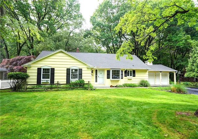 1st image of 202 Nob Hl, Rochester, NY 14617 | MLS# R1688833