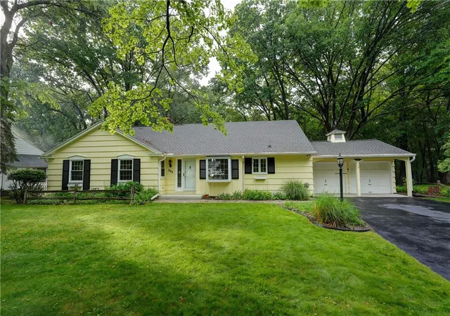 2nd image of 202 Nob Hl, Rochester, NY 14617 | MLS# R1688833