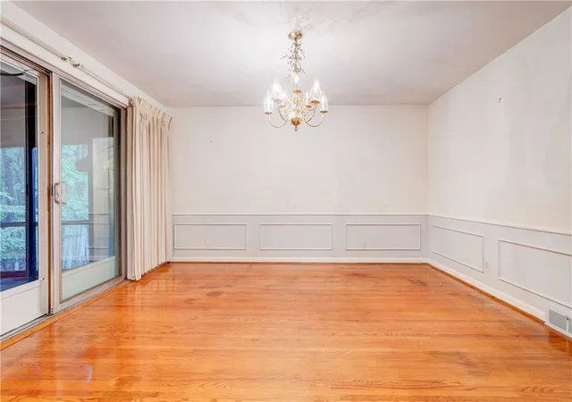 5th image of 202 Nob Hl, Rochester, NY 14617 | MLS# R1688833