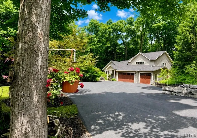 Photo 3 of Sale Pending at 8969 Bethel Rd, Cazenovia, NY 13035 | MLS# S1688314 | Listing updated on 2026-08-04