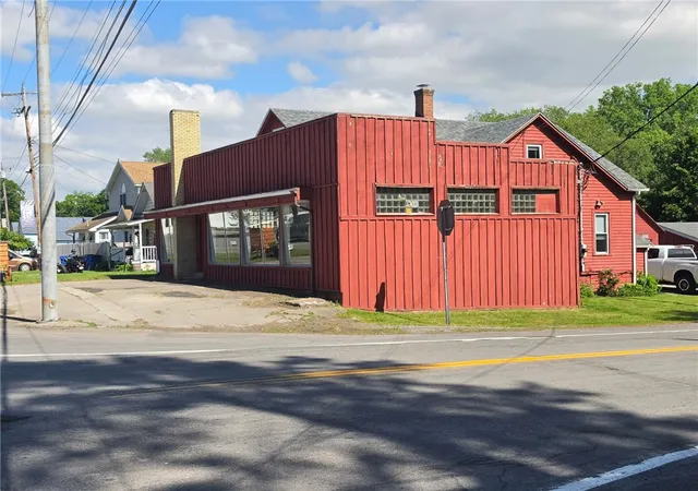 1st image of 8392 Ridge Rd, Gasport, NY 14067 | MLS# R1690286