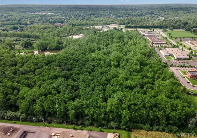 18th image of 3400 Millersport Hwy, Getzville, NY 14068 | MLS# B1690299
