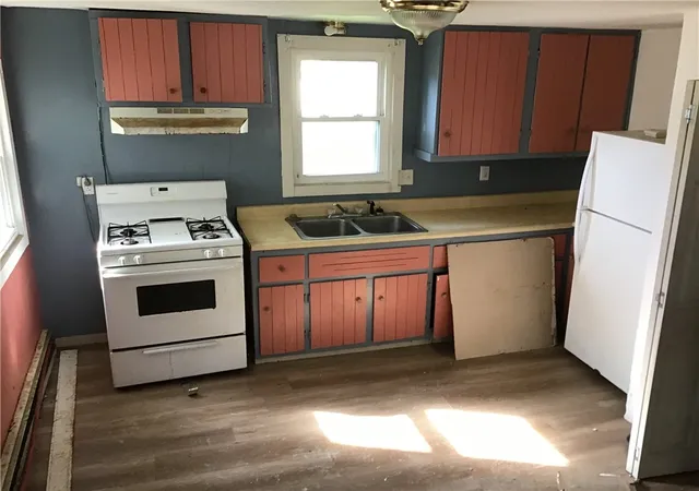 3rd image of 13 Lake St, Mt Morris, NY 14510 | MLS# R1687890