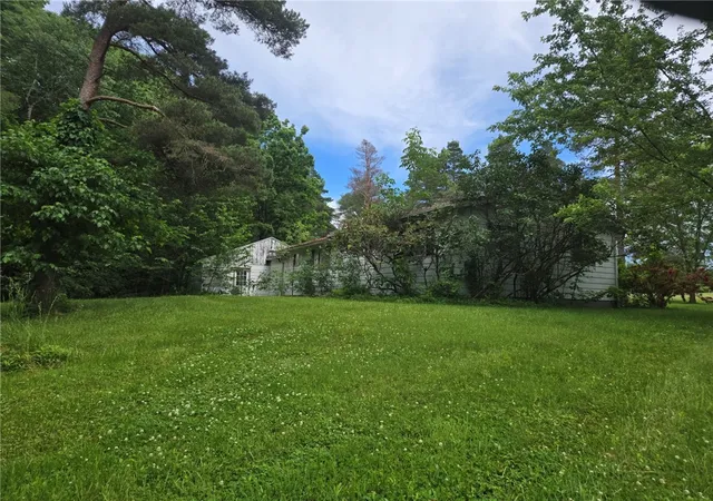3rd image of 7619 Wheaton Hill Rd, Springwater, NY 14560 | MLS# R1690364