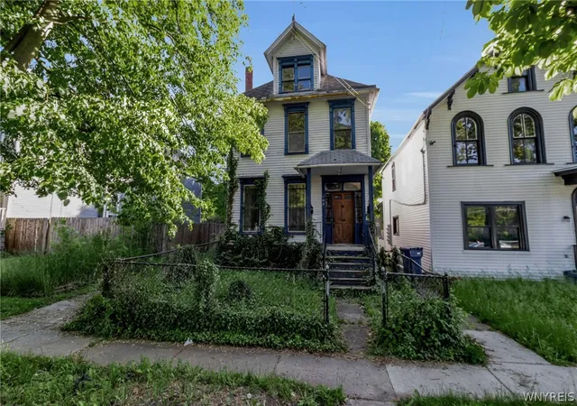 3rd image of 162 Normal Ave, Buffalo, NY 14213 | MLS# B1690321