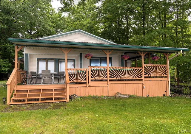 1st image of 100 Lock Haven Beach Rd, Oswego, NY 13126 | MLS# S1687724