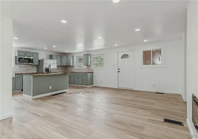 Photo 5 of Single family home for sale at 108 W Remington St, Black River, NY 13612 | MLS# S1690385 | Listing updated on 2026-07-20