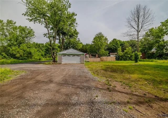 Homes for sale in Hannibal, NY | 44 Wiltsieville Rd, Hannibal, NY 13074 | MLS# S1688465