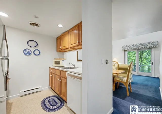 2nd image of 4 8 Morris Ave #C-4, Chautauqua, NY 14722 | MLS# R1689685