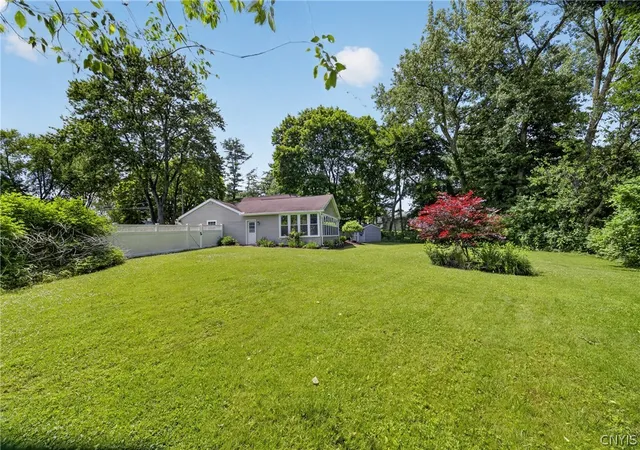 50th image of 26 Apple Tree Ln, Liverpool, NY 13090 | MLS# S1690391