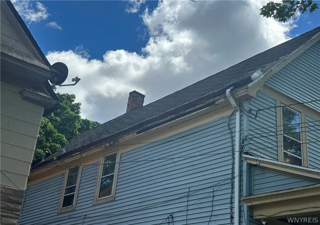 Photo 3 of Multi family home for sale at 27 Moselle St, Buffalo, NY 14211 | MLS# B1689767 | Listing updated on 2026-07-28
