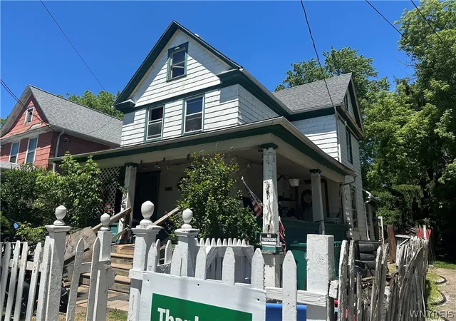 1st image of 1634 Linwood Ave, Niagara Falls, NY 14305 | MLS# B1689308