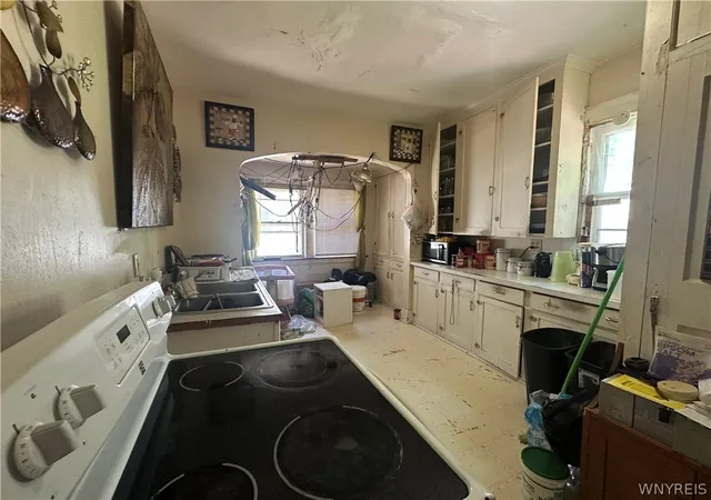 2nd image of 1634 Linwood Ave, Niagara Falls, NY 14305 | MLS# B1689308
