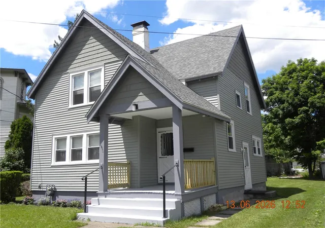 Homes for sale in Horseheads, NY | 114 Fletcher St, Horseheads, NY 14845 | MLS# R1690478