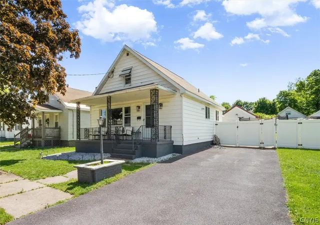 Homes for sale in Utica, NY | 1409 Kellogg Ave, Utica, NY 13502 | MLS# S1688331