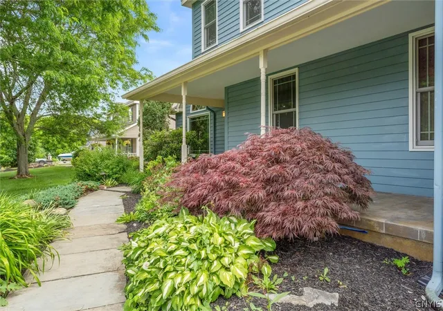 Photo 3 of Sale Pending at 4014 Bronco Path, Camillus, NY 13031 | MLS# S1690176 | Listing updated on 2026-07-20