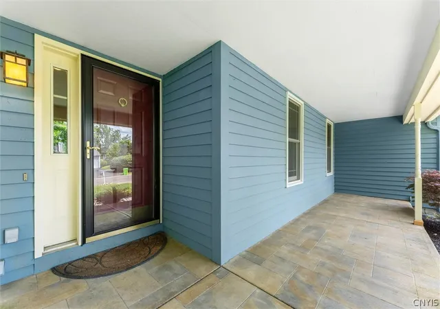 Photo 4 of Sale Pending at 4014 Bronco Path, Camillus, NY 13031 | MLS# S1690176 | Listing updated on 2026-07-20