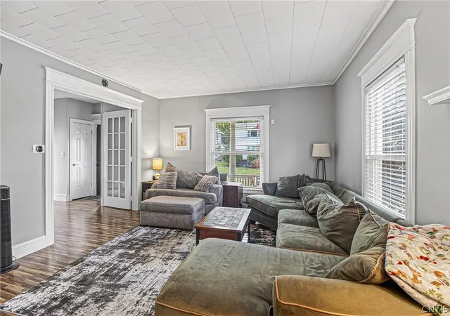 Homes for sale in Whitestown, NY | 59 Westmoreland St, Whitestown, NY 13492 | MLS# S1688334