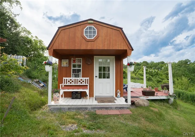 Homes for sale in Little Falls Town, NY | 385 Johnny Cake Rd, Little Falls Town, NY 13407 | MLS# S1690523