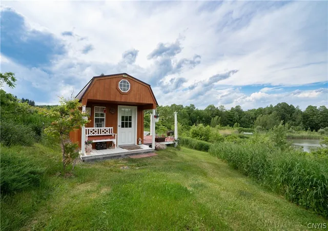 Homes for sale in Little Falls Town, NY | 385 Johnny Cake Rd, Little Falls Town, NY 13407 | MLS# S1690523