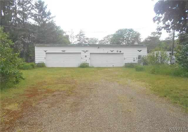 Photo 3 of Manufactured home for sale at 15 Sunset Dr, Delevan, NY 14042 | MLS# B1690560 | Listing updated on 2026-07-20