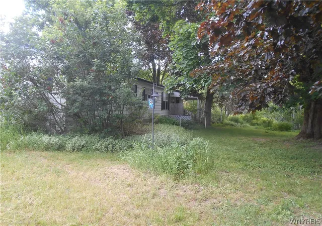 Photo 4 of Manufactured home for sale at 15 Sunset Dr, Delevan, NY 14042 | MLS# B1690560 | Listing updated on 2026-07-20