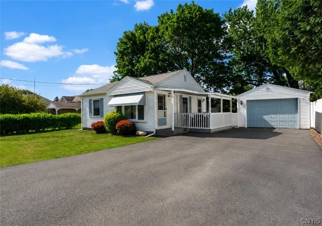 Homes for sale in Owasco, NY | 37 Hazelhurst Ave, Owasco, NY 13021 | MLS# S1690530