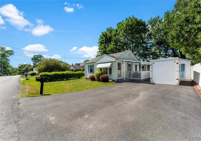 Homes for sale in Owasco, NY | 37 Hazelhurst Ave, Owasco, NY 13021 | MLS# S1690530