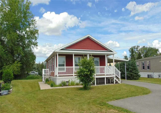 Photo 5 of Manufactured home for sale at 1021 #73 Waterloo Geneva Rd, Waterloo, NY 13165 | MLS# R1690570 | Listing updated on 2026-08-01