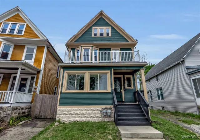 Photo 2 of Sale Pending at 602 Grant St, Buffalo, NY 14213 | MLS# B1687923 | Listing updated on 2026-06-22