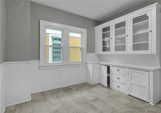 Listing Photo 4 - Condo for sale in building located at 602 Grant St, Buffalo, NY 14213