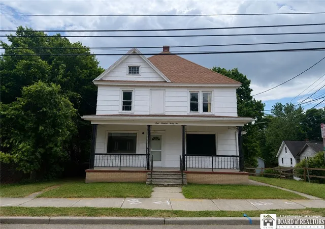 1st image of 836 E 2nd St, Jamestown, NY 14701 | MLS# R1690592