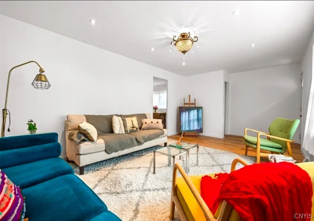 3rd image of 124 Nock St, Rome, NY 13440 | MLS# S1690612