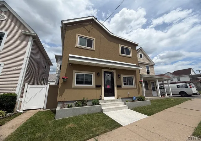 Homes for sale in Utica, NY | 925 South St, Utica, NY 13501 | MLS# S1690602