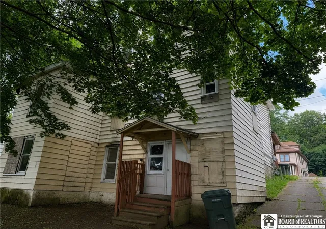 2nd image of 840 E 2nd St, Jamestown, NY 14701 | MLS# R1690606
