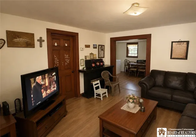 5th image of 840 E 2Nd St, Jamestown, NY 14701 | MLS# R1690606