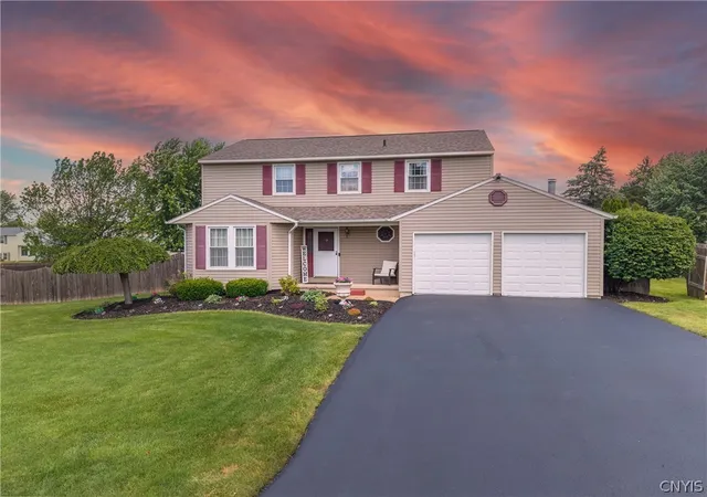 Homes for sale in Clay, NY | 8118 Rizzo Dr, Clay, NY 13041 | MLS# S1690637