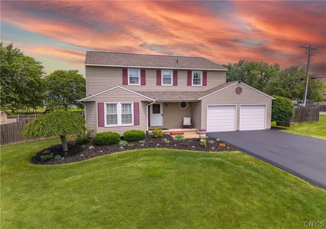 Homes for sale in Clay, NY | 8118 Rizzo Dr, Clay, NY 13041 | MLS# S1690637