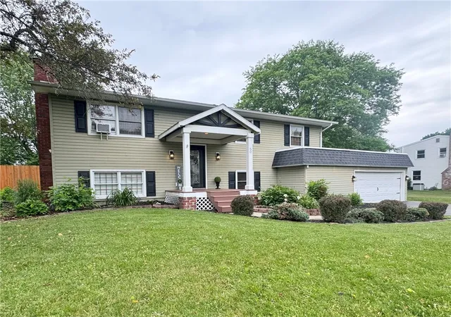 Homes for sale in Big Flats, NY | 50 Pine Circle, Big Flats, NY 14845 | MLS# R1690648