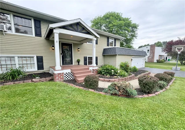 Homes for sale in Big Flats, NY | 50 Pine Circle, Big Flats, NY 14845 | MLS# R1690648
