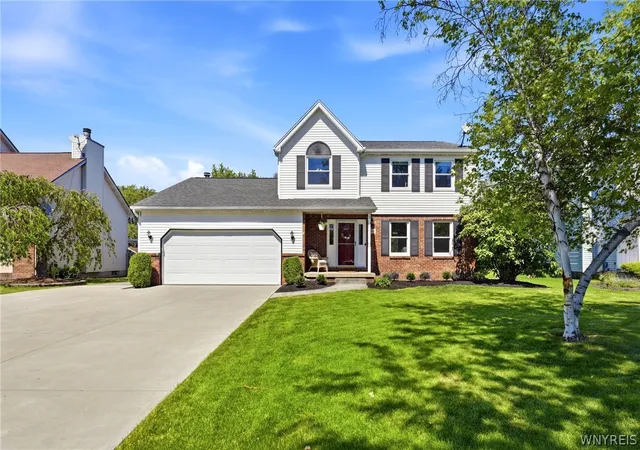 Homes for sale in Grand Island, NY | 269 Cardinal Ln, Grand Island, NY 14072 | MLS# B1690527