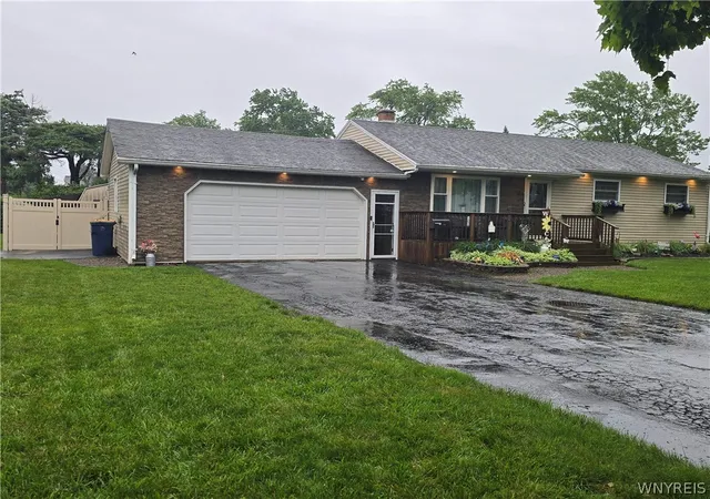 2nd image of 190 Beattie Ave, Lockport, NY 14094 | MLS# B1690628