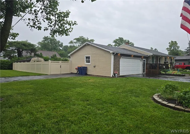 34th image of 190 Beattie Ave, Lockport, NY 14094 | MLS# B1690628