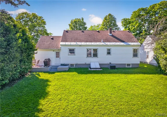 Homes for sale in Utica, NY | 1675 Grandview Ave, Utica, NY 13502 | MLS# S1690128