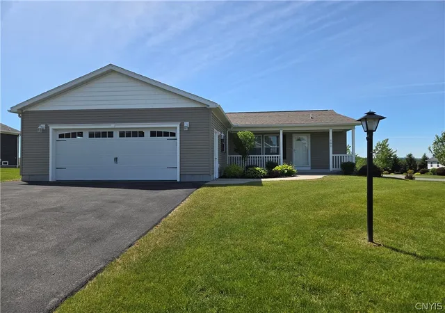 1st image of 101 Woods Edge Dr, Clinton, NY 13323 | MLS# S1688317