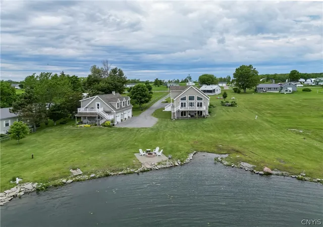 Homes for sale in Cape Vincent, NY | 28278 Stony Point Rd, Cape Vincent, NY 13618 | MLS# S1690551