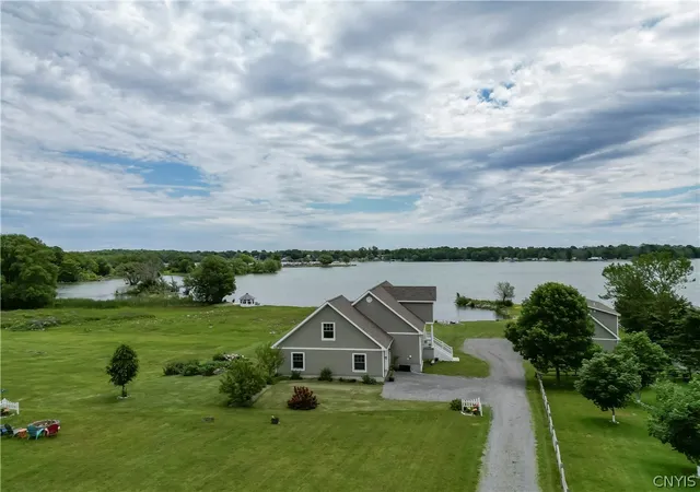 Homes for sale in Cape Vincent, NY | 28278 Stony Point Rd, Cape Vincent, NY 13618 | MLS# S1690551